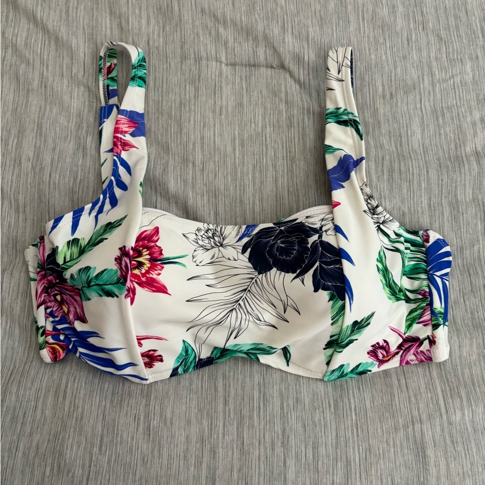Hapari Bikini Tip in Tropical Print